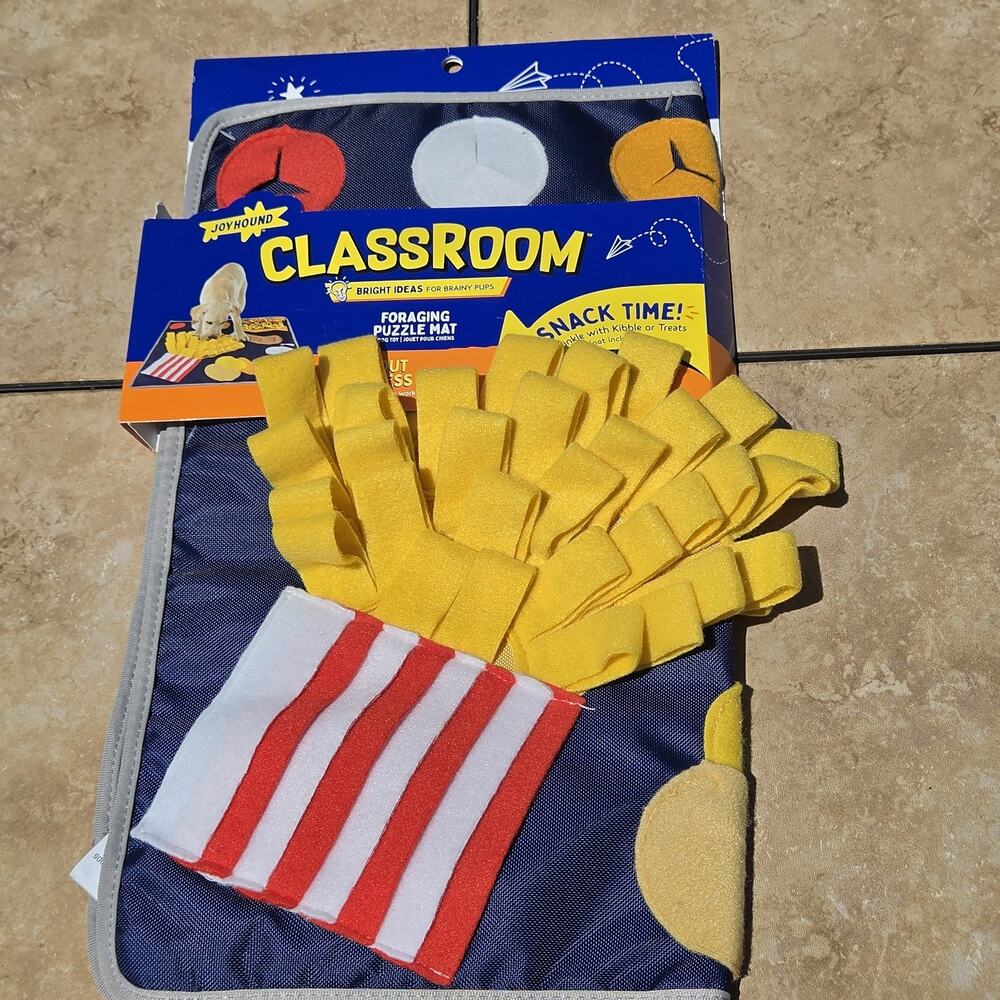 JoyHound CLASSROOM Foraging Puzzle Mat Dog Treat Fun Mat